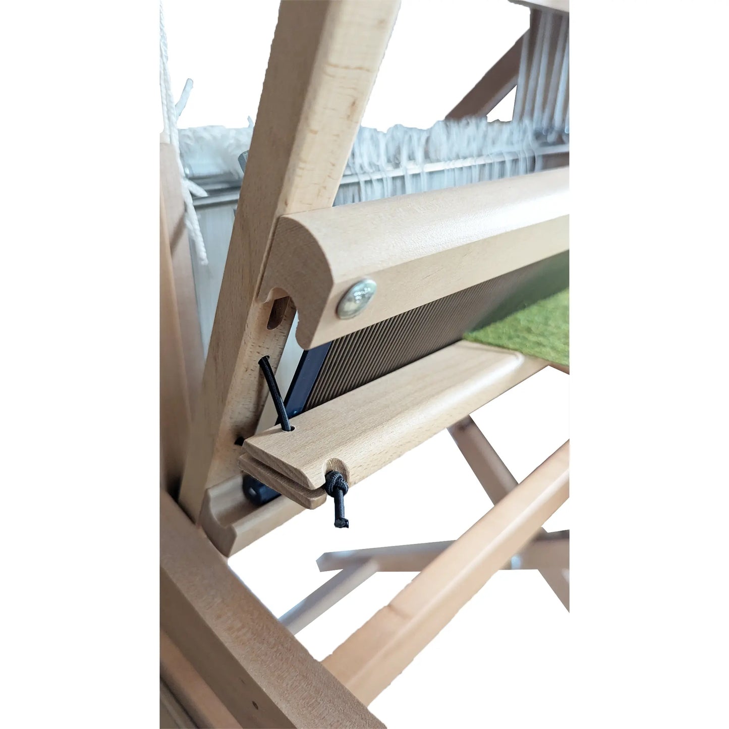 Course de navettes sur les métiers à tisser sur table d'Ashford