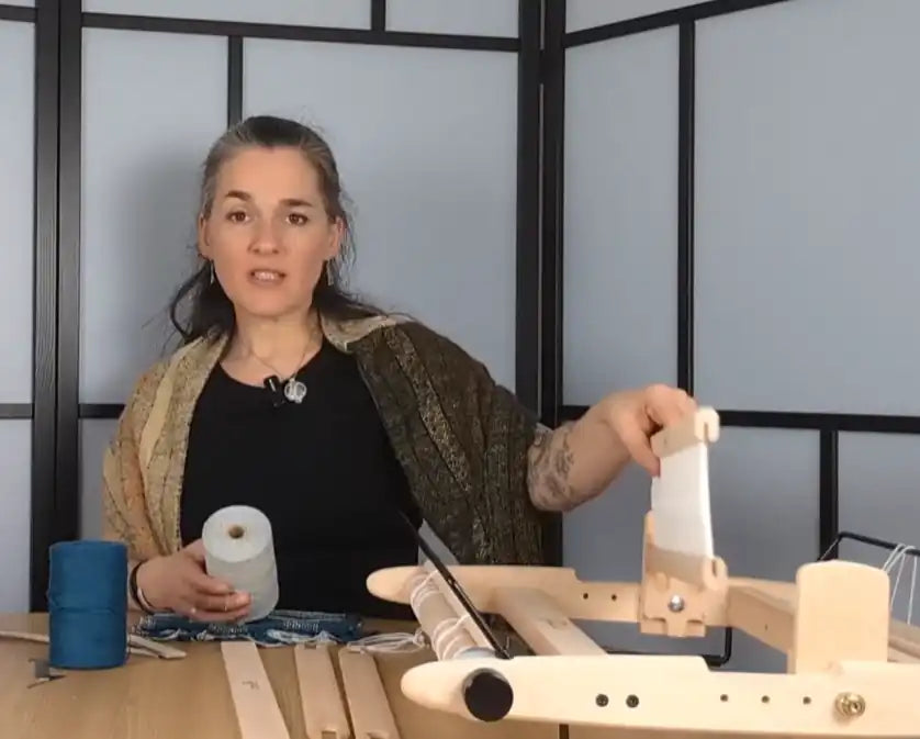 Cours vidéo en ligne : Tisser sur un métier à tisser à anche pour les débutants absolus