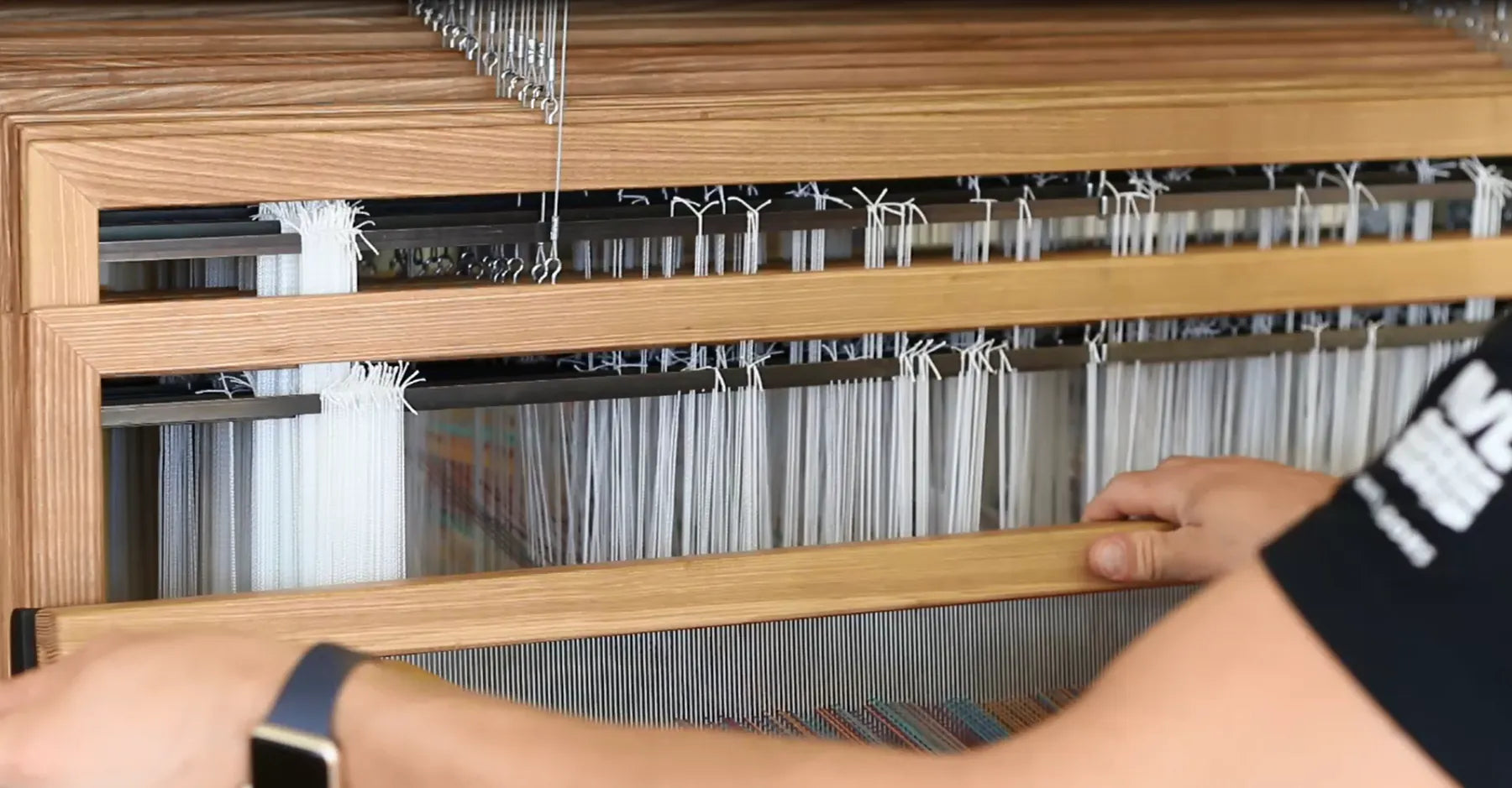 AVL K-Series Webstuhl – Schäfte und Litzen Detail 40 Schäfte